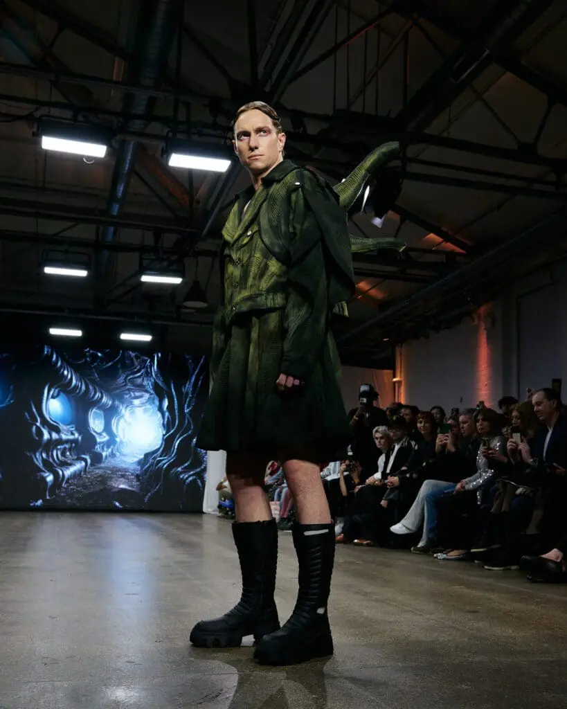 Angus Tsui minimalist futuristic look on LFW runway