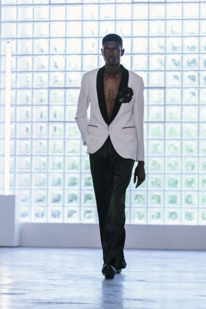 Sculptural silhouette outfit on runway at Miguel Vieira SS26