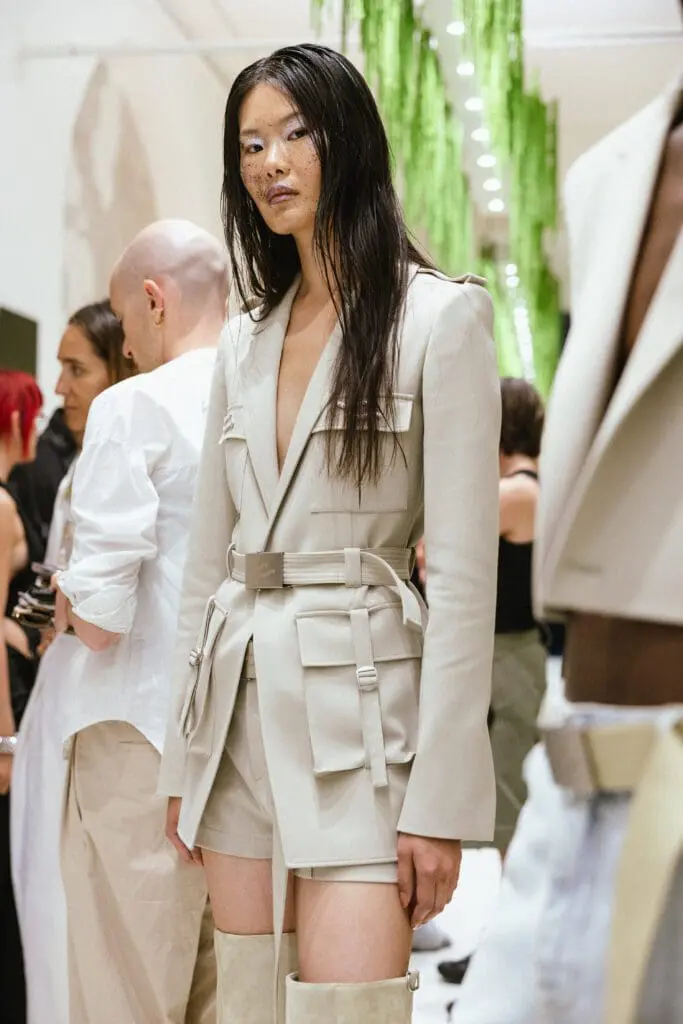 Beige expedition jacket SSHEENA SS26 MFW