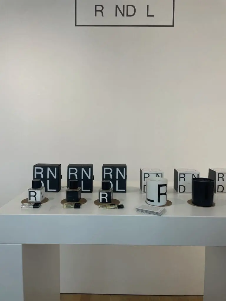 TOBBA perfumes presented with founder interaction