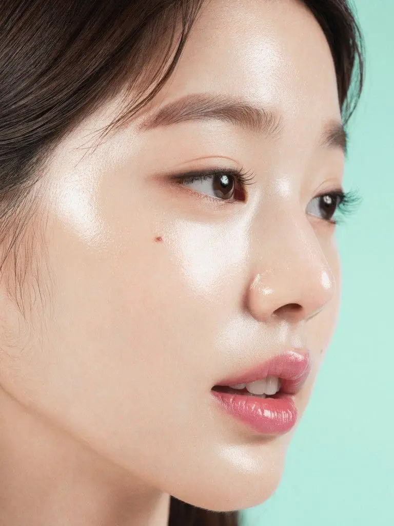 IVE Wonyoung skincare glass skin K-Beauty trend