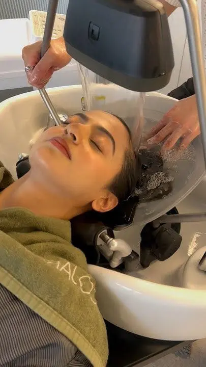 K-Beauty scalp treatment in clinic wellness ritual